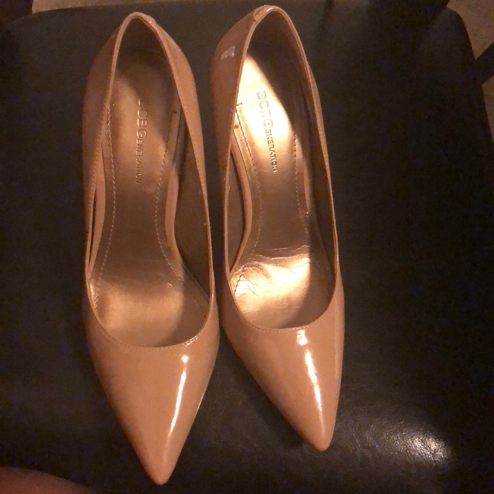 BCBG Nude Pumps